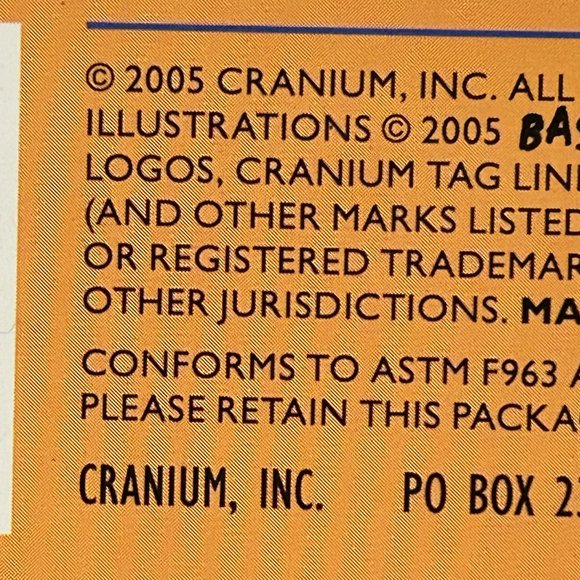 Cranium 2005 Edition Whoonu  Game in Original Tin Container - Picture 12 of 12